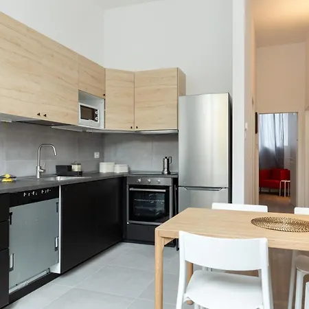 Joivy Contemporary In Historical Giambellino-lorenteggio Apartment *
