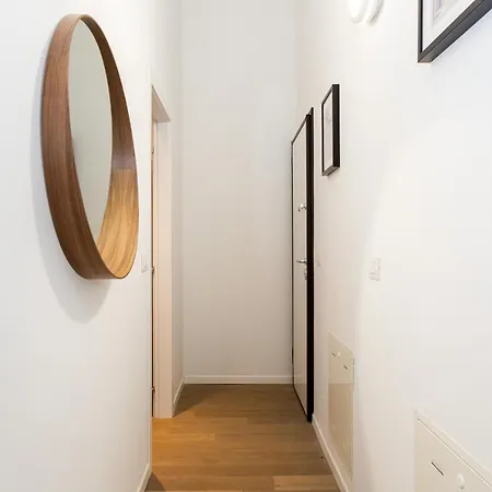 Joivy Contemporary In Historical Giambellino-lorenteggio شقة