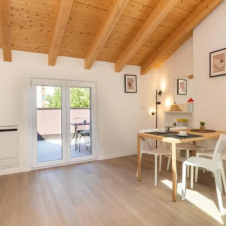Joivy Contemporary In Historical Giambellino-lorenteggio شقة ميلان