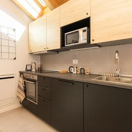 Joivy Contemporary In Historical Giambellino-lorenteggio ميلان