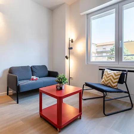 Joivy Contemporary In Historical Giambellino-lorenteggio * ميلان