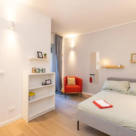 Joivy Contemporary In Historical Giambellino-lorenteggio * ميلان