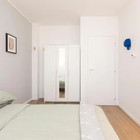 Joivy Contemporary In Historical Giambellino-lorenteggio ميلان